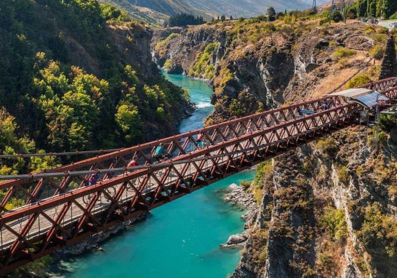Discover the Magic of Spring and Summer in Queenstown
