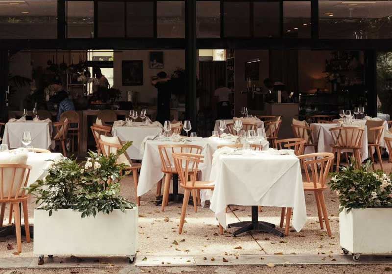 The Chef’s Table: Signature Dishes, Stories and Culinary Identity Shaping Australia’s Dining Scene