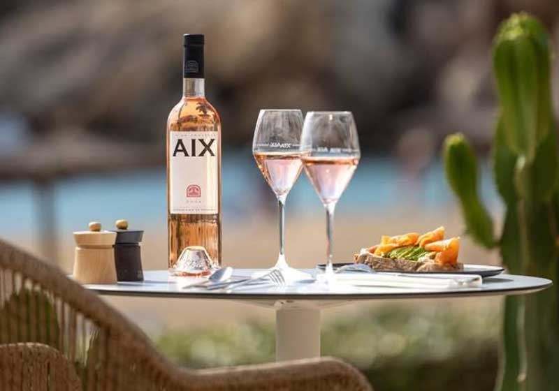 The Long Lunch Drinks Cart: The Ideal Line-up for a Four-hour Feast