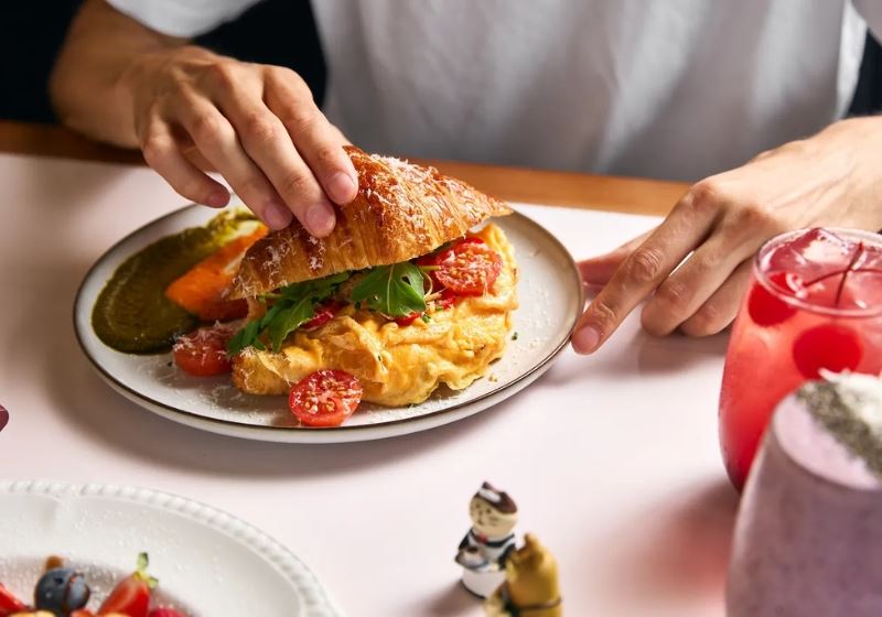 Melbourne Dining Highlights: A Culinary Journey Through Exceptional Flavours