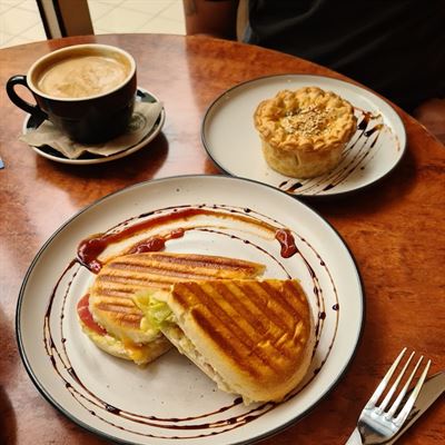 TasteBuds Coffee and Eatery