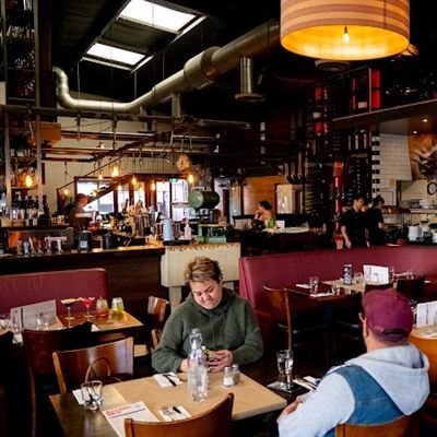 Smith & McKenzie Steak House