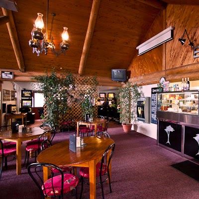 Treehouse Bar & Bistro