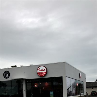 Sal's Authentic NY Pizza Highland Park