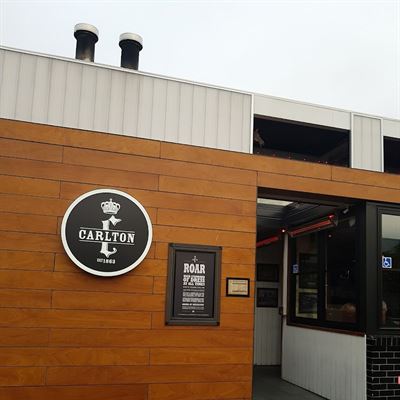 Carlton Bar & Steakhouse
