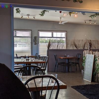 Chinwags Restaurant & Bar