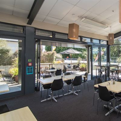 Mundell's Cafe