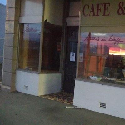 Stella's In Bluff