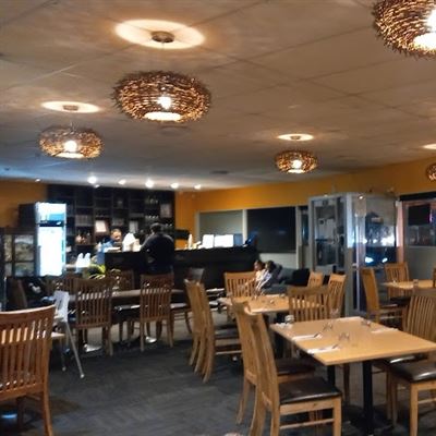 Tikka House Indian Restaurant & Bar