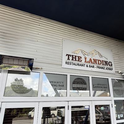 The Landing Restaurant & Bar
