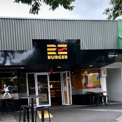 RE Burger Tauranga