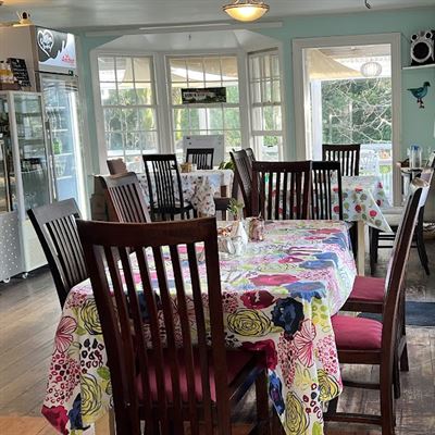 Walnut Cottage Cafe