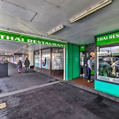 Thai SaWasDee Restaurant & Takeaway.