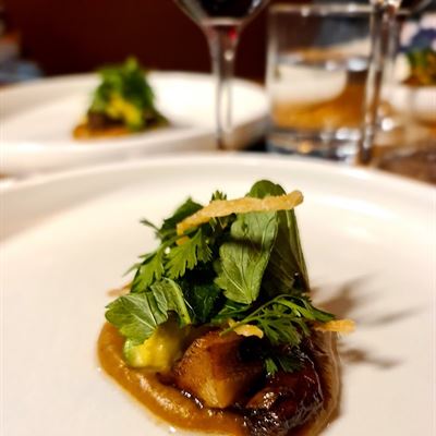 50-50 restaurant