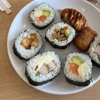 Maunu Sushi