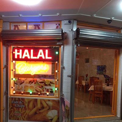 Nana's Fish House ( Halal Certified )