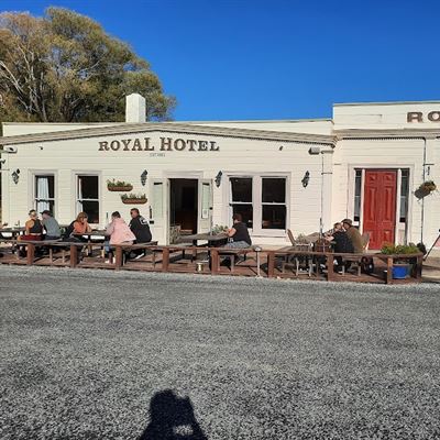 Royal Hotel - Restaurant & Bar