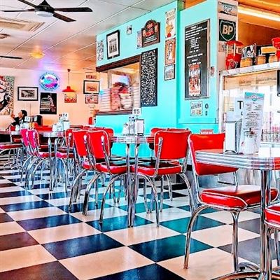 Deluxe Diner