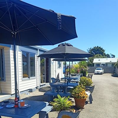 Hot Bread Shop Cafe