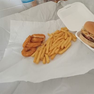 Dew Drop Inn Burger Bar