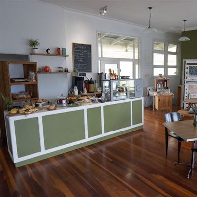 Ollies Cafe & Grocer