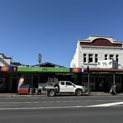 Cafe and Restaurant 75
