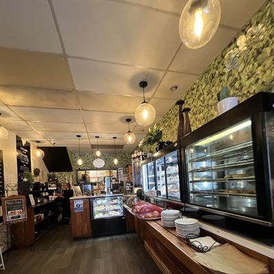 JayZeez Dairy & Takeaways