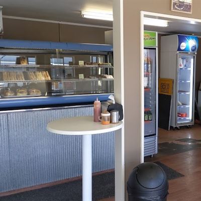 Roll Inn Food Bar