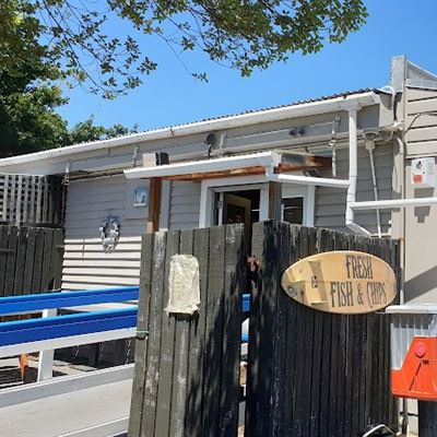 Waikuku Beach General Store, Cafe & Takeaway