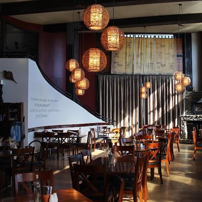 Raupo Cafe, Restaurant & Traiteur