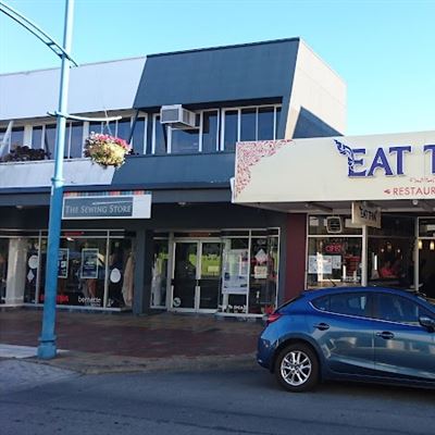 EAT THAI RESTAURANT