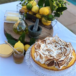 Lemon Meringue Pie - Chef Recipe by Larissa Takchi
