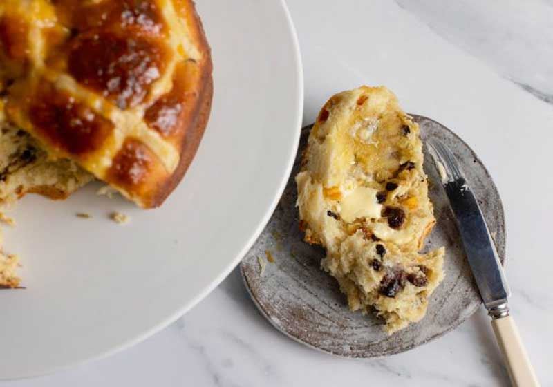 Tear and Share Maple Hot Cross Buns
